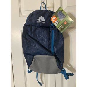 New Ozark Trail Hiking Lightweight Day Pack 10L Backpack Blue NWT